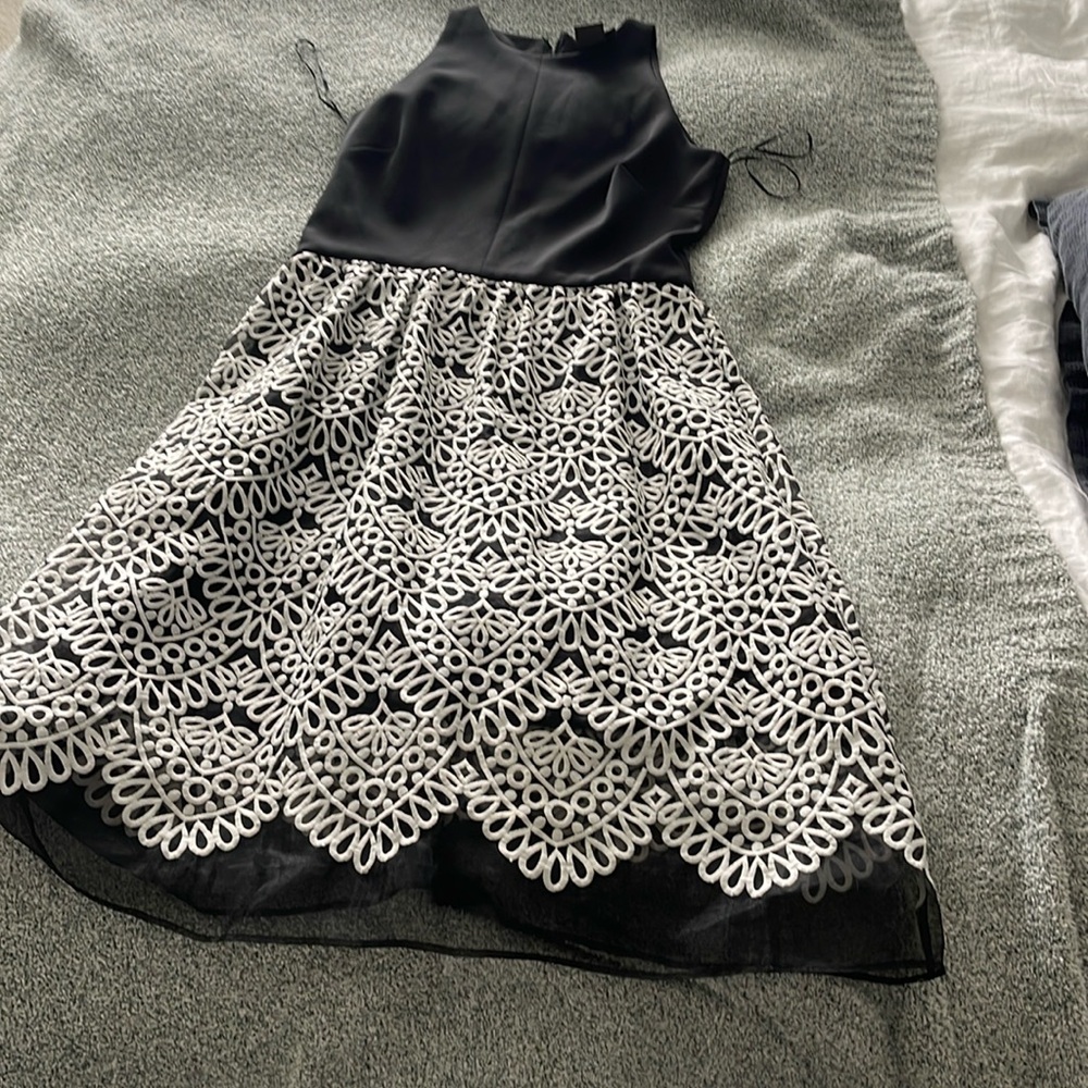 Beautiful size 8 worn once